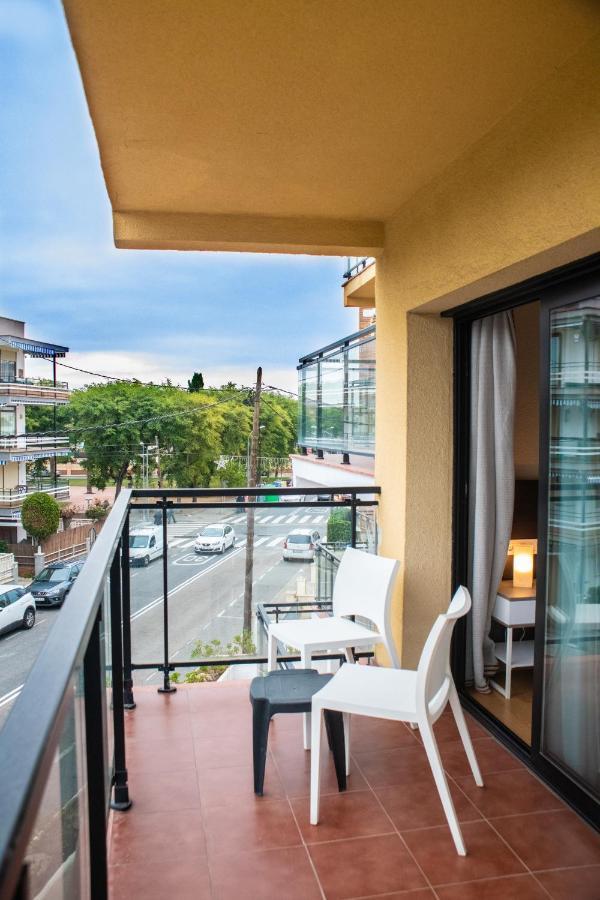 Adia Hotel Cunit Playa Bagian luar foto