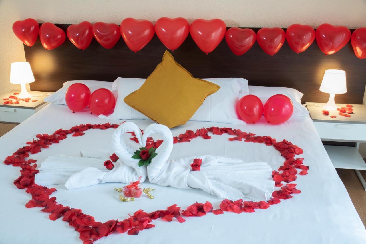 Adia Hotel Cunit Playa Bagian luar foto